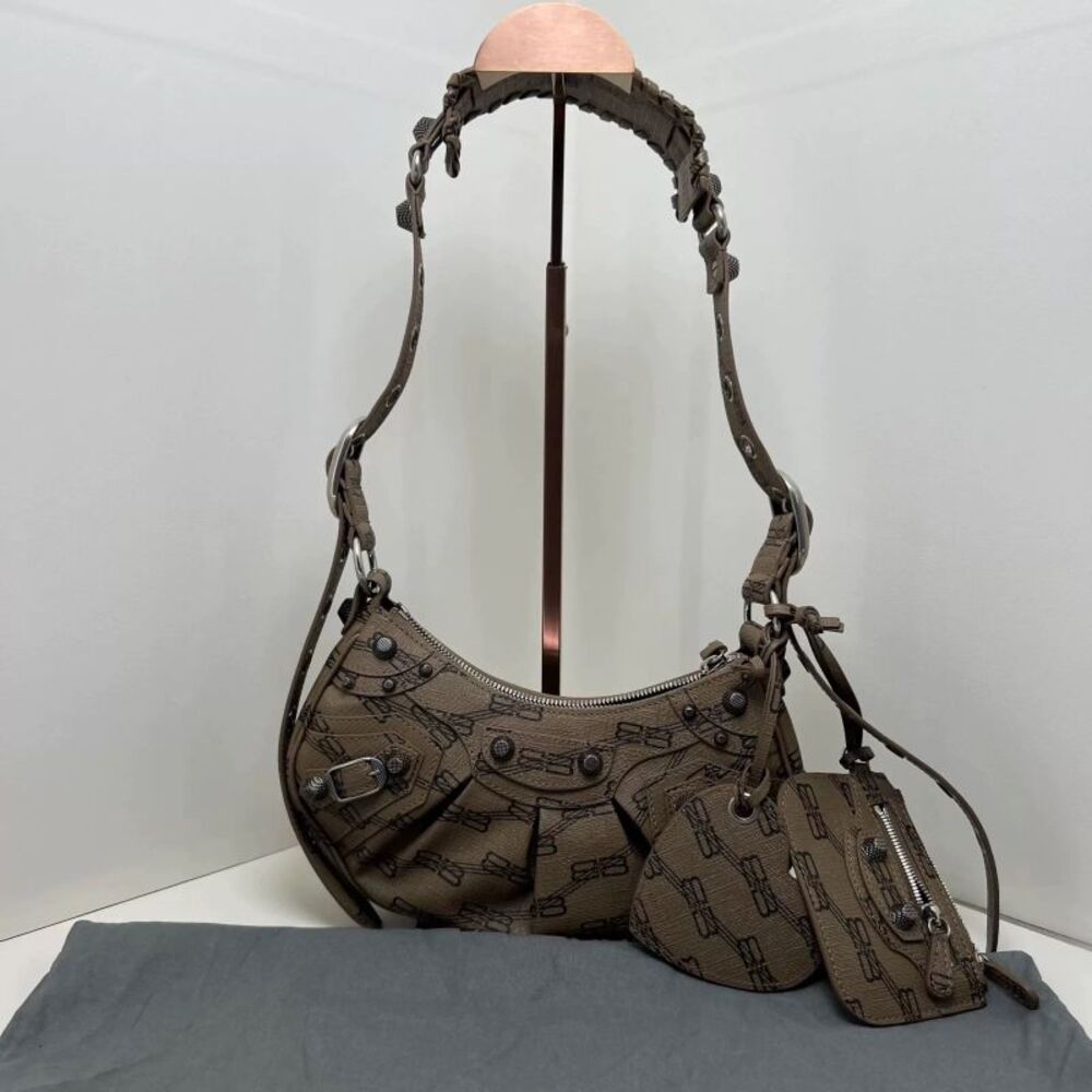 Balenciaga Women Pre-Loved Bag Very Good Condition